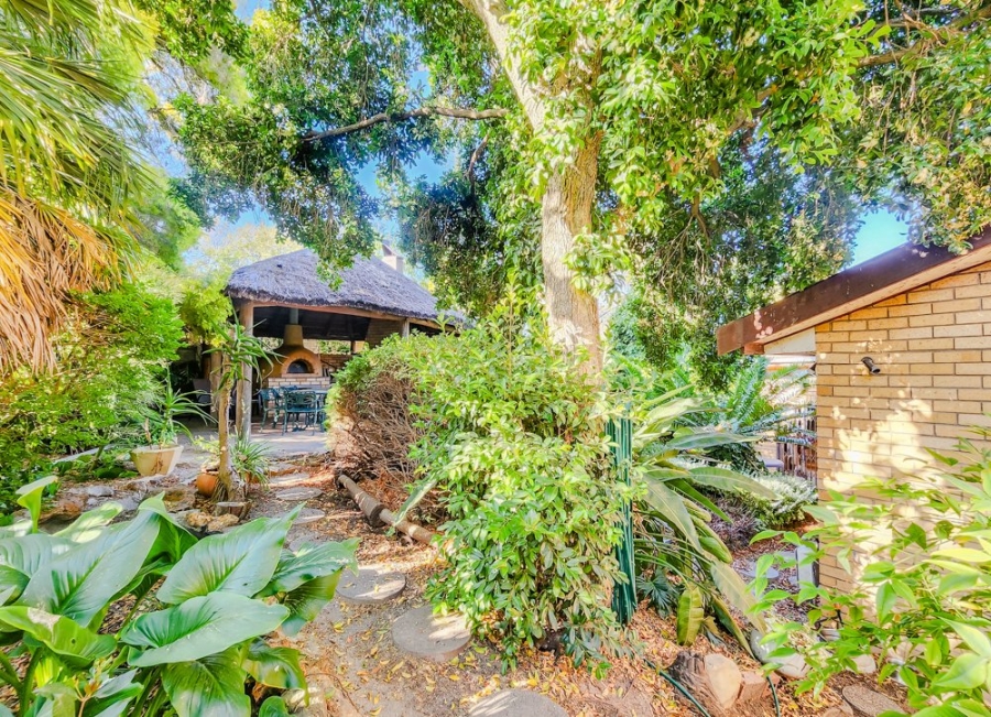 4 Bedroom Property for Sale in Durbanville Western Cape